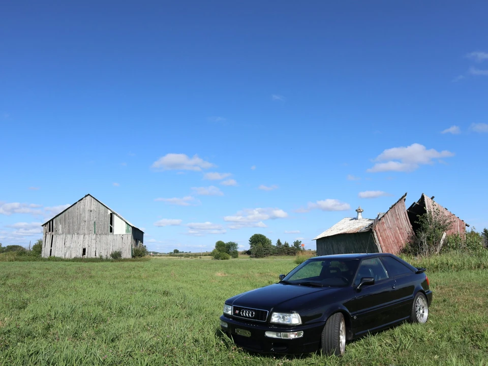 1996 Audi S2 - Image 2 of 31