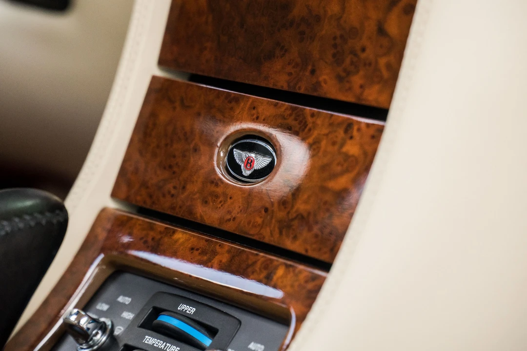 1996 Bentley Brooklands - Image 25 of 31
