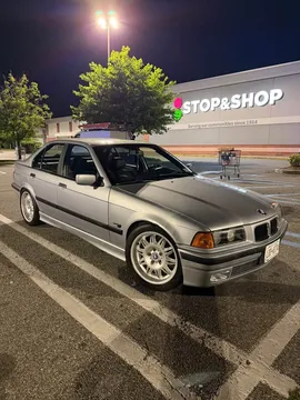 1996 BMW 3 Series 328i Sedan 4D