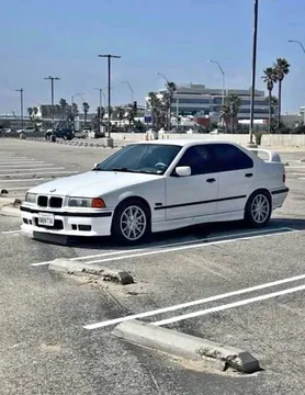 1996 BMW 3 Series 328i Sedan 4D
