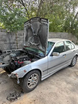 1996 BMW 3 Series 328i Sedan 4D