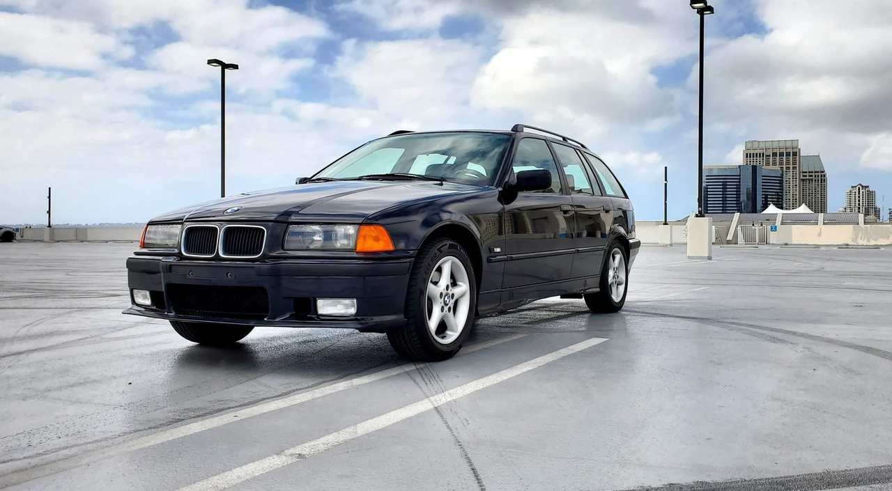1996 BMW E36 3 Series - Image 2 of 31