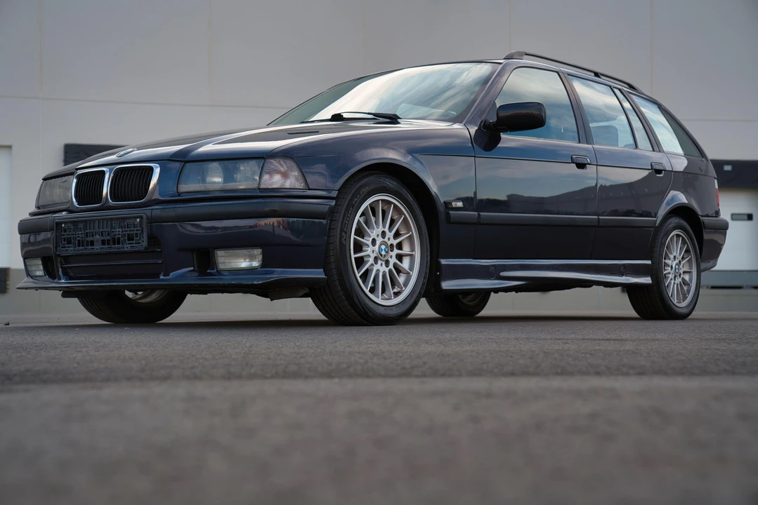 1996 BMW E36 3 Series - Image 8 of 31