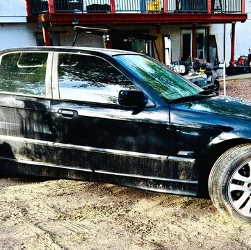 1996 BMW 328i