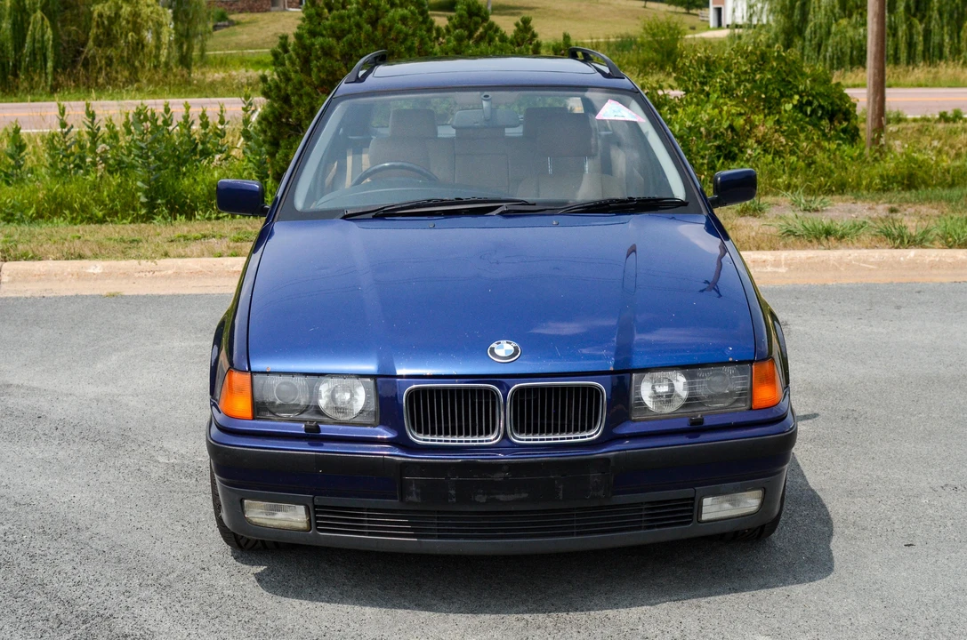1996 BMW E36 3 Series - Image 6 of 31