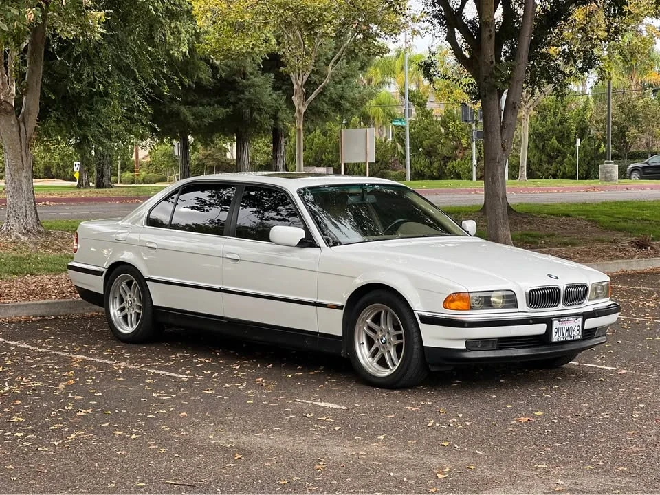 1996 BMW E38 7 Series - Image 3 of 18