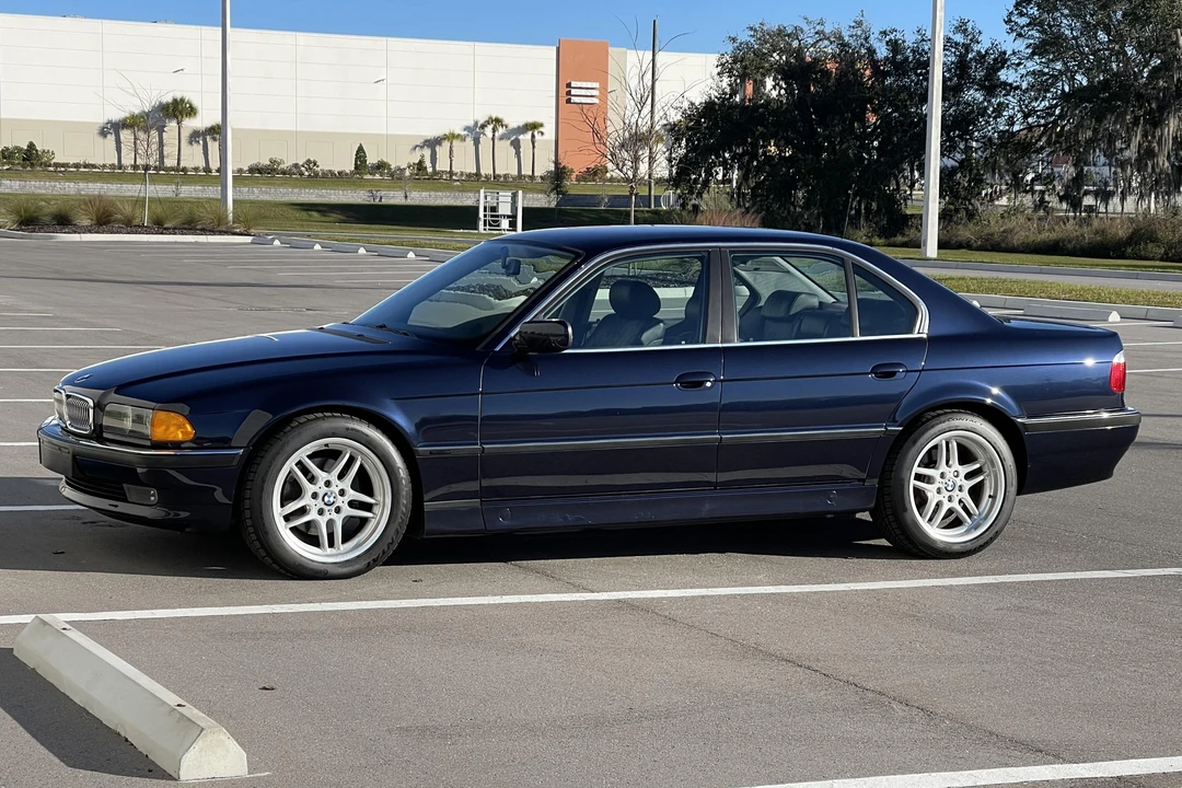 1996 BMW E38 7 Series - Image 3 of 31