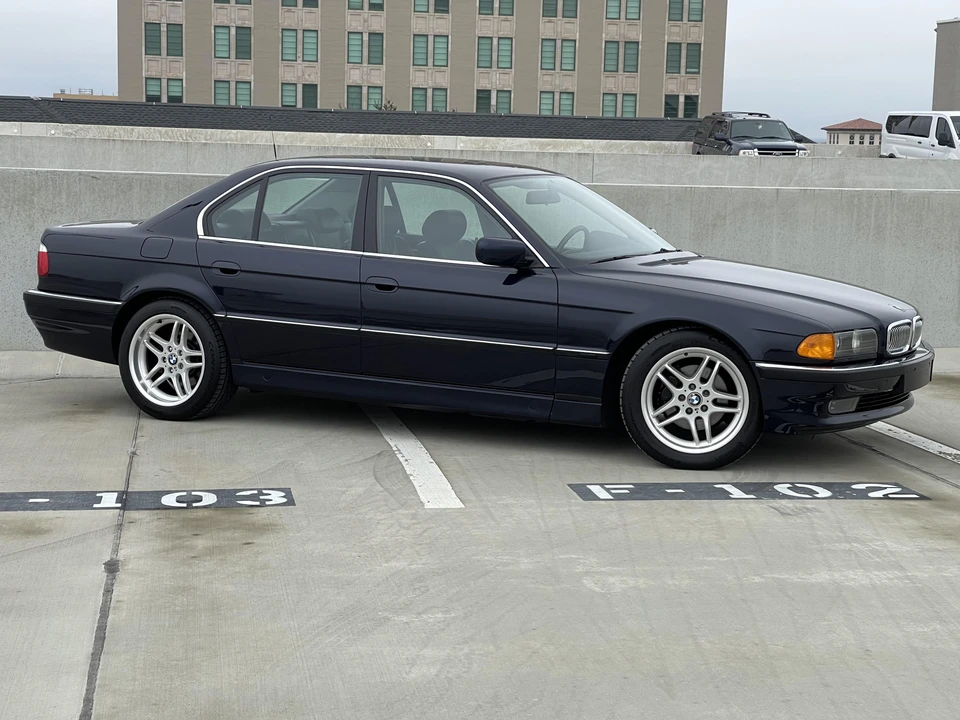 1996 BMW E38 7 Series - Image 29 of 31