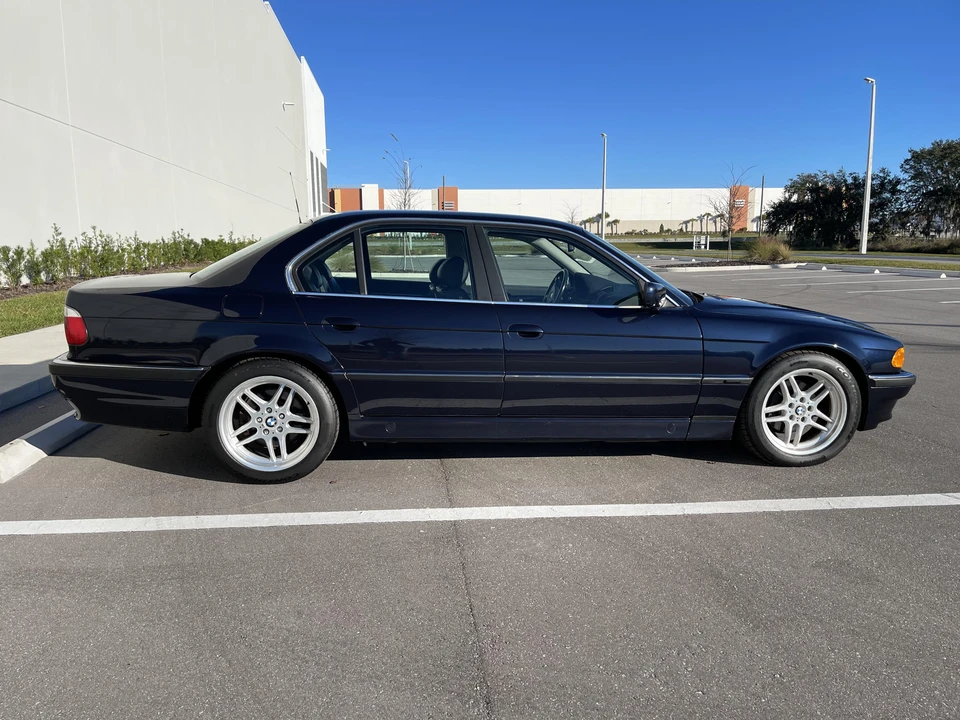 1996 BMW E38 7 Series - Image 26 of 31