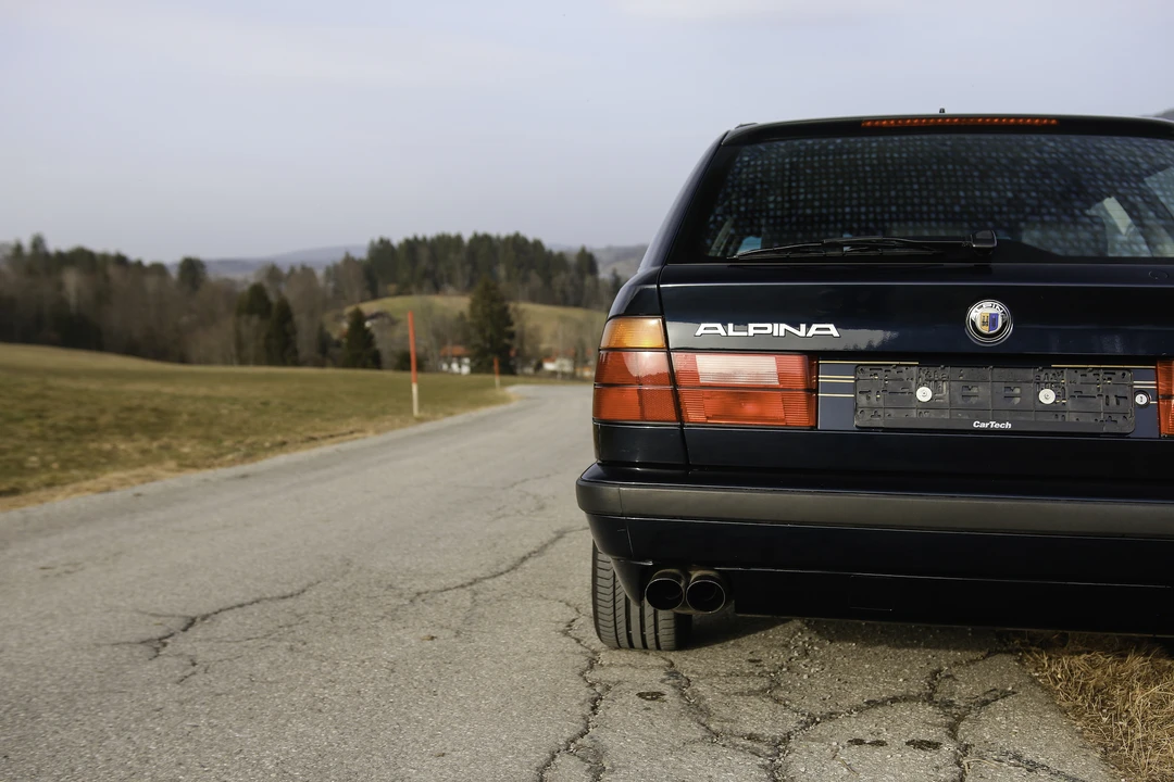 1996 BMW Alpina B10 - Image 19 of 31