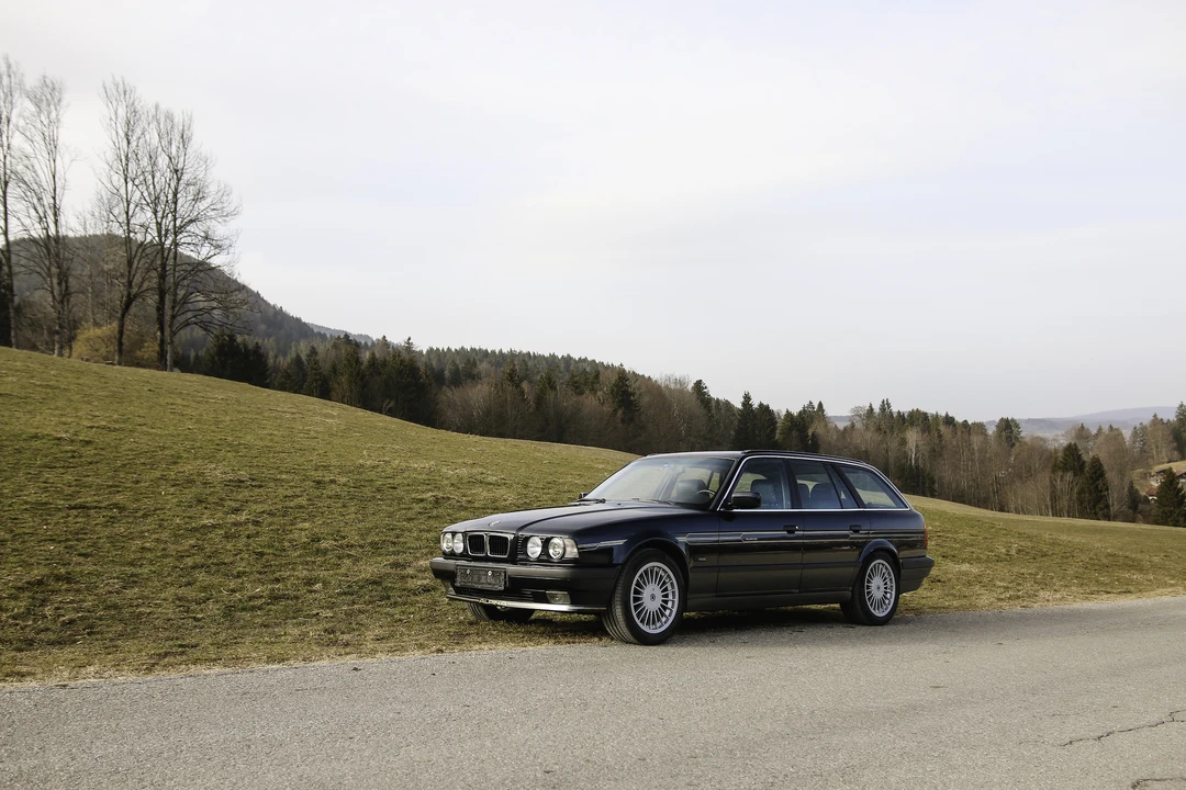 1996 BMW Alpina B10 - Image 4 of 31