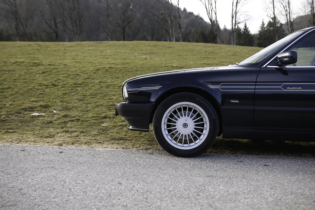1996 BMW Alpina B10 - Image 23 of 31