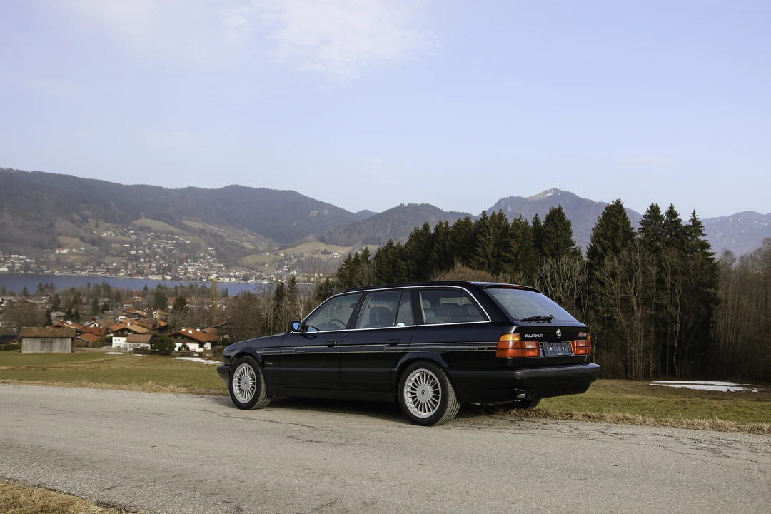 1996 BMW Alpina B10 - Image 6 of 31