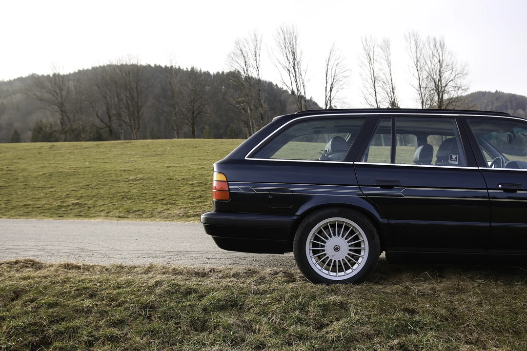 1996 BMW Alpina B10 - Image 26 of 31