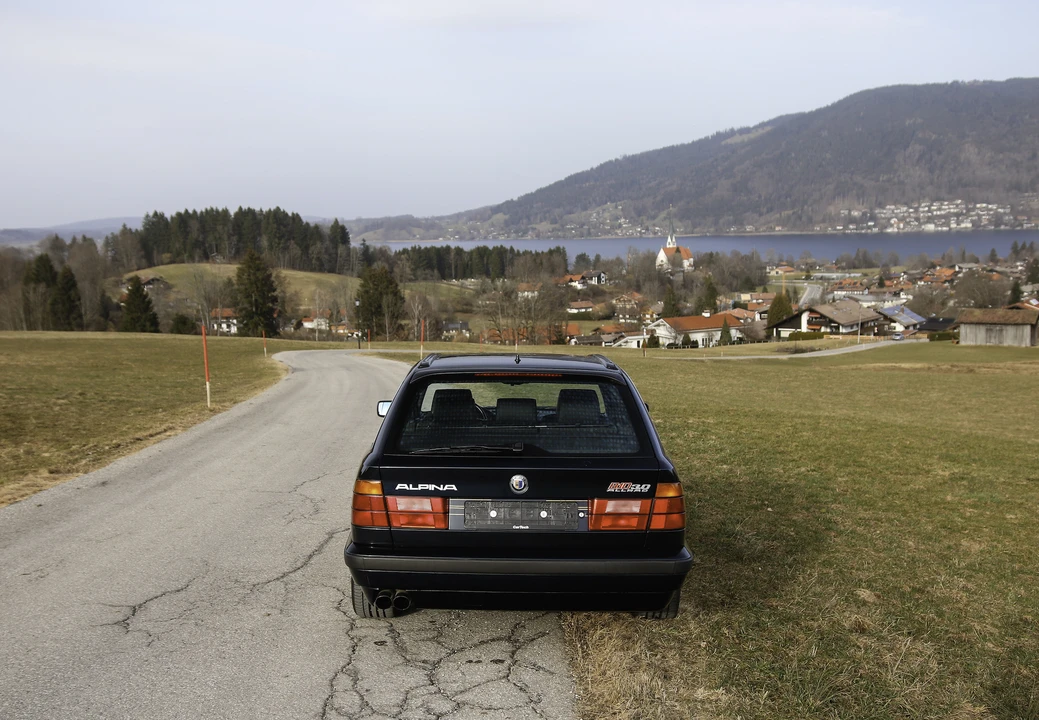 1996 BMW Alpina B10 - Image 7 of 31