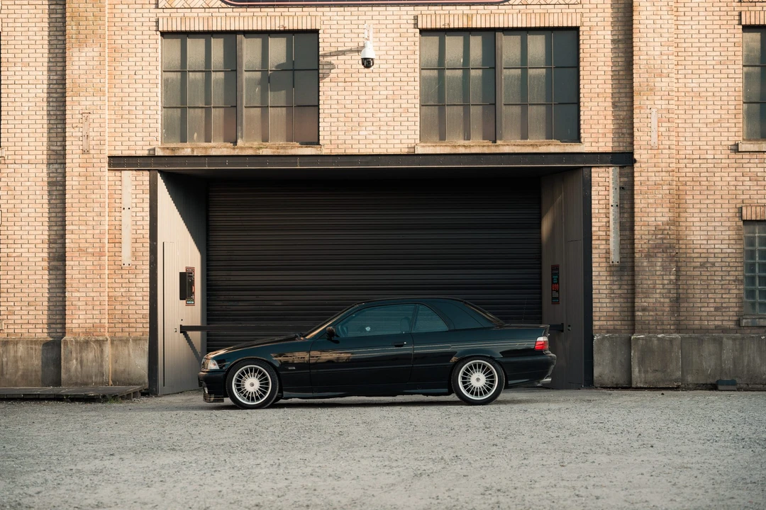 1996 BMW Alpina B3 - Image 2 of 31