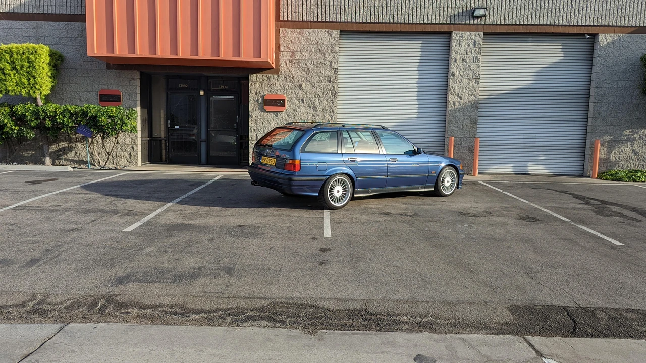 1996 BMW Alpina B3 - Image 12 of 31
