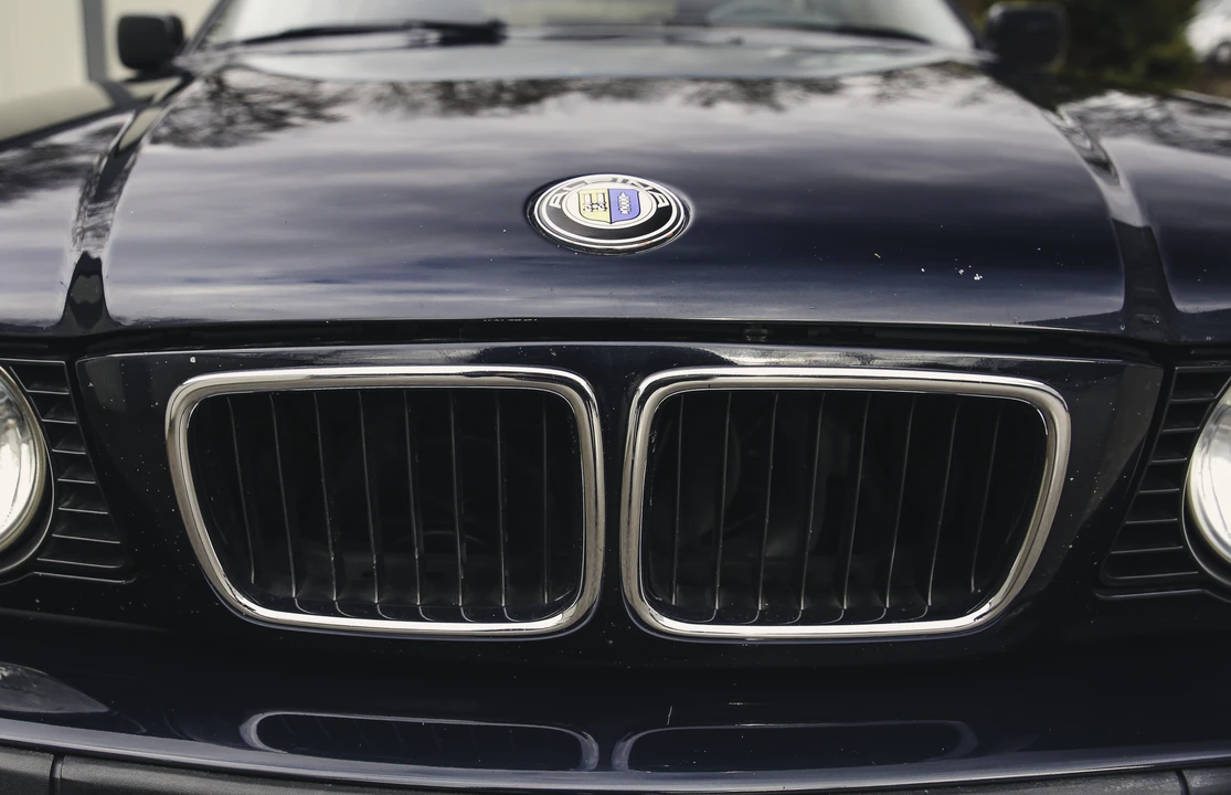 1996 BMW Alpina B10 - Image 24 of 31