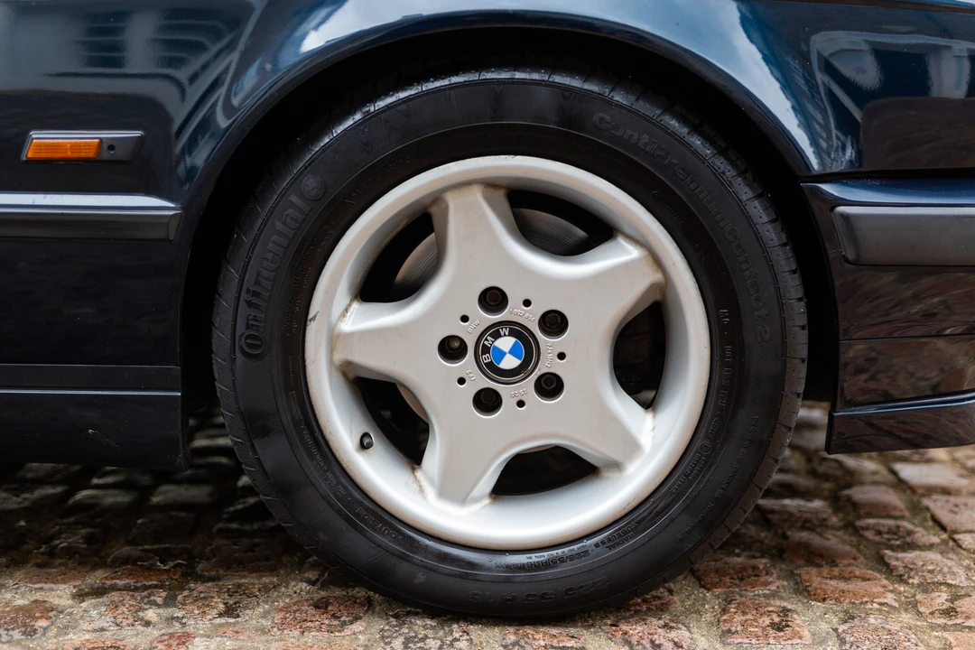 1996 BMW E34 5 Series - Image 17 of 31