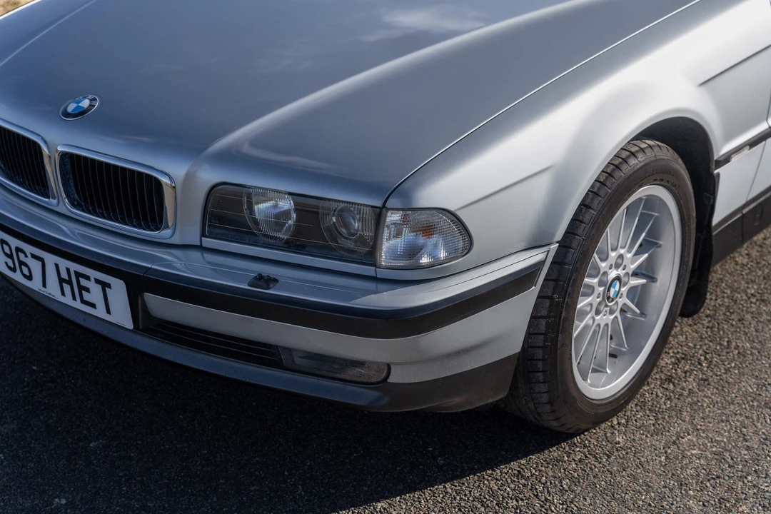 1996 BMW E38 7 Series - Image 17 of 31