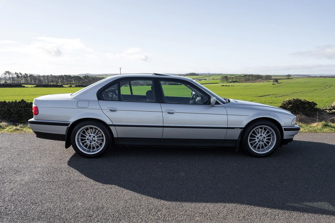 1996 BMW E38 7 Series - Image 12 of 31