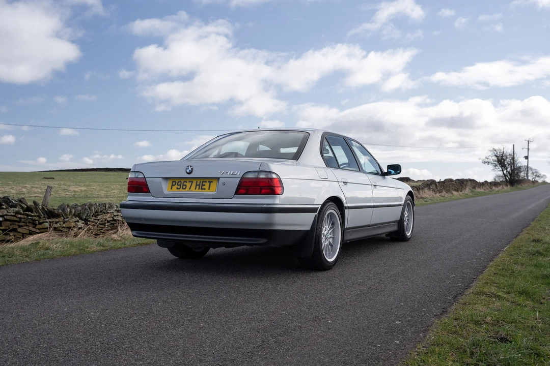 1996 BMW E38 7 Series - Image 13 of 31