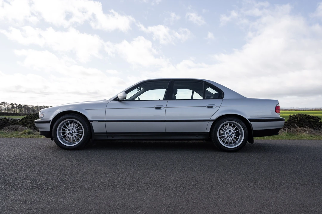 1996 BMW E38 7 Series - Image 9 of 31