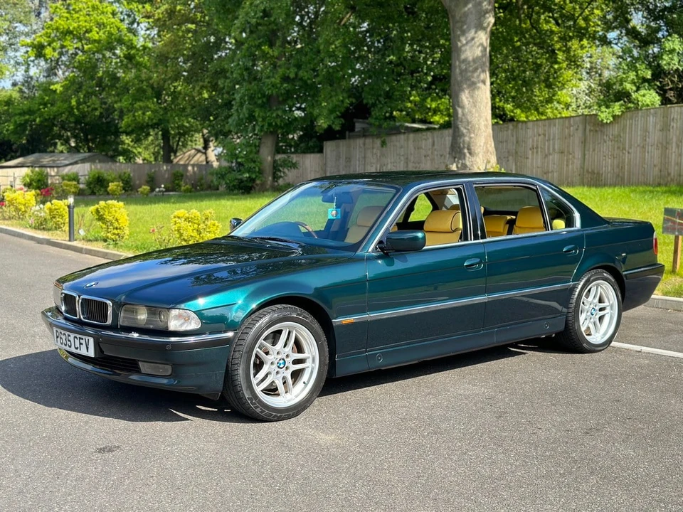 1996 BMW E38 750i & 750iL Sedan - Image 3 of 30