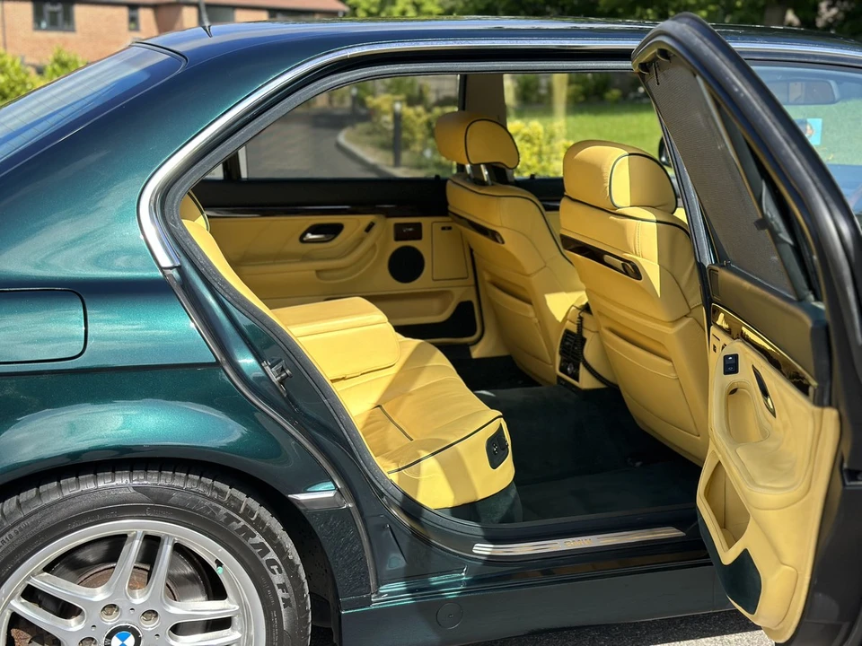 1996 BMW E38 750i & 750iL Sedan - Image 20 of 30