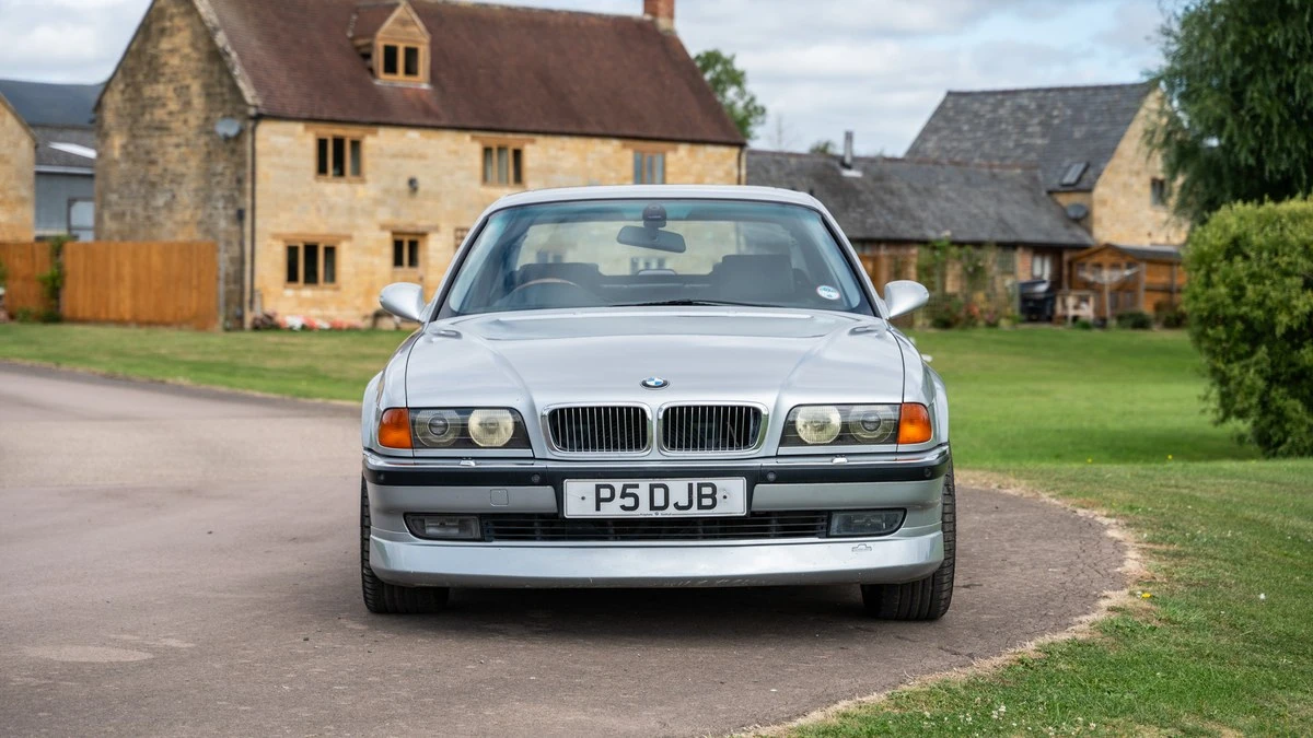 1996 BMW E38 750i & 750iL Sedan - Image 3 of 30