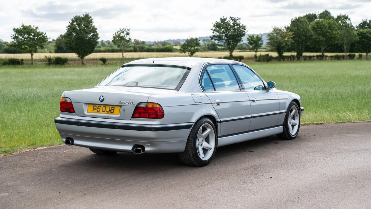 1996 BMW E38 750i & 750iL Sedan - Image 5 of 30