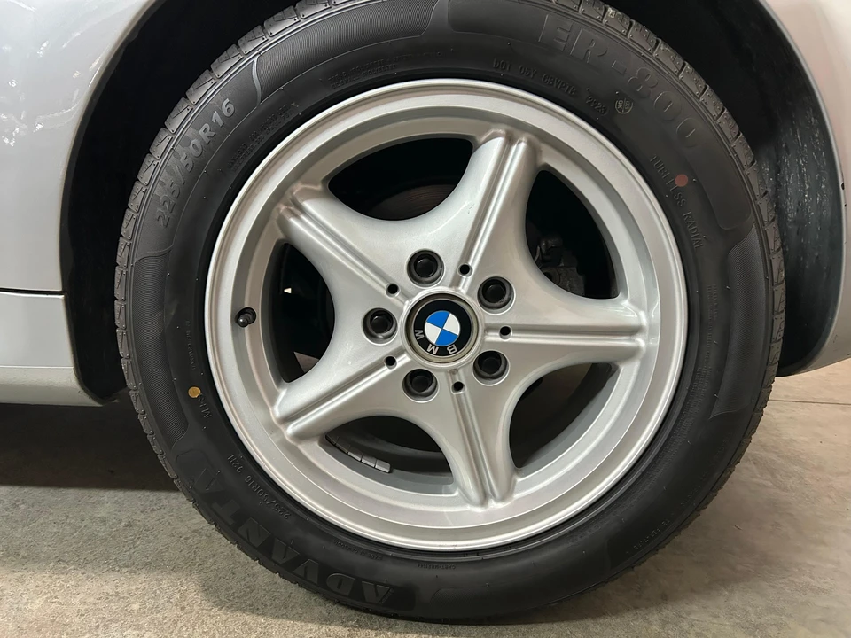 1996 BMW Z3 Roadster - Image 27 of 31