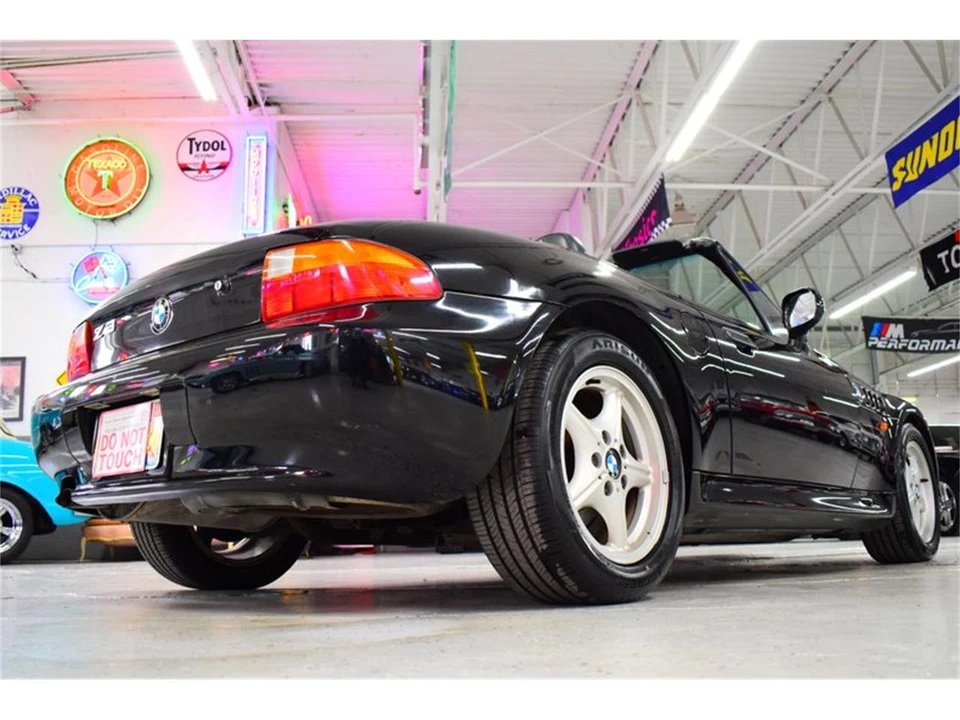 1996 BMW Z3 Roadster - Image 11 of 31