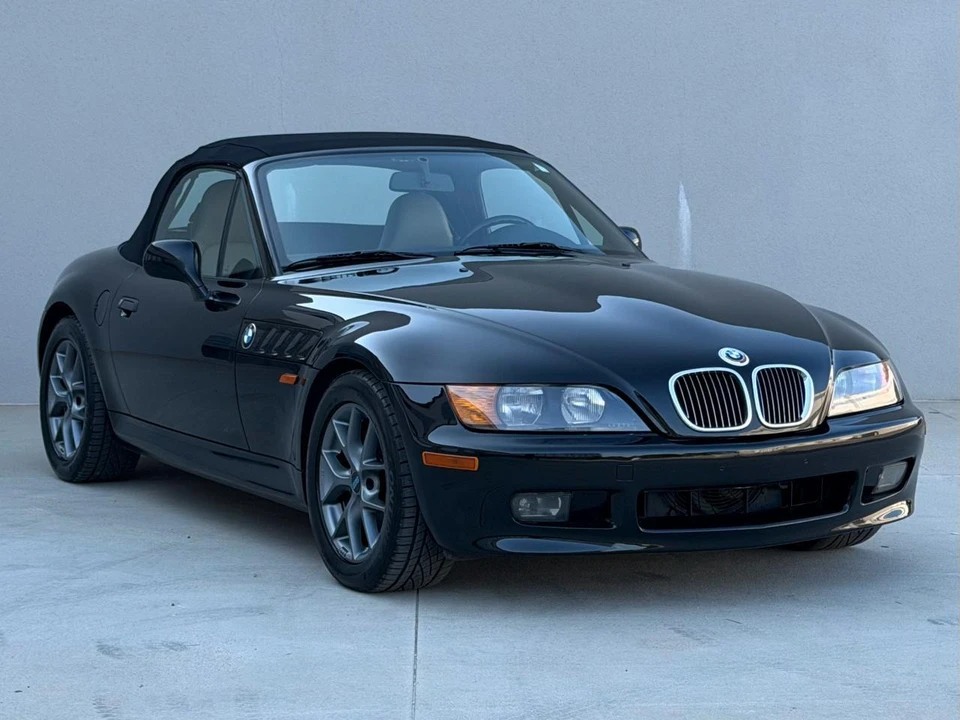 1996 BMW Z3 Roadster - Image 2 of 31