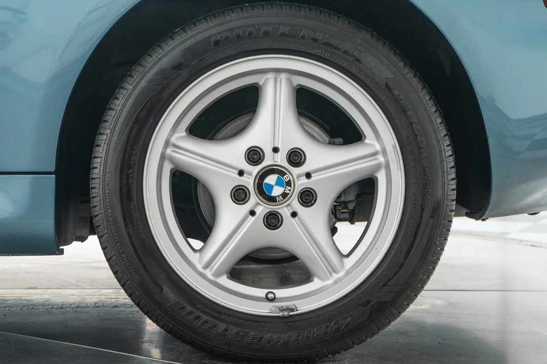 1996 BMW Z3 Roadster - Image 11 of 12