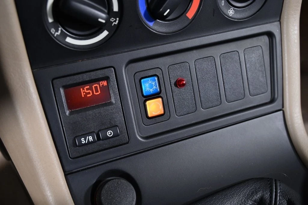 1996 BMW Z3 Roadster - Image 18 of 30