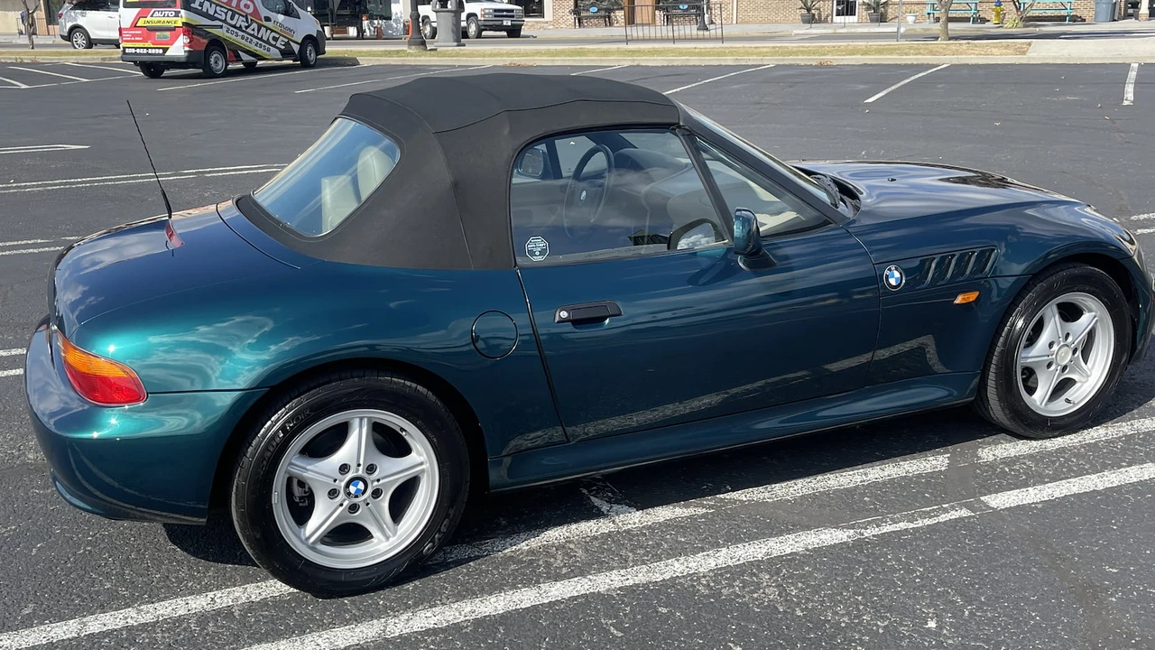 1996 BMW Z3 Roadster - Image 2 of 8