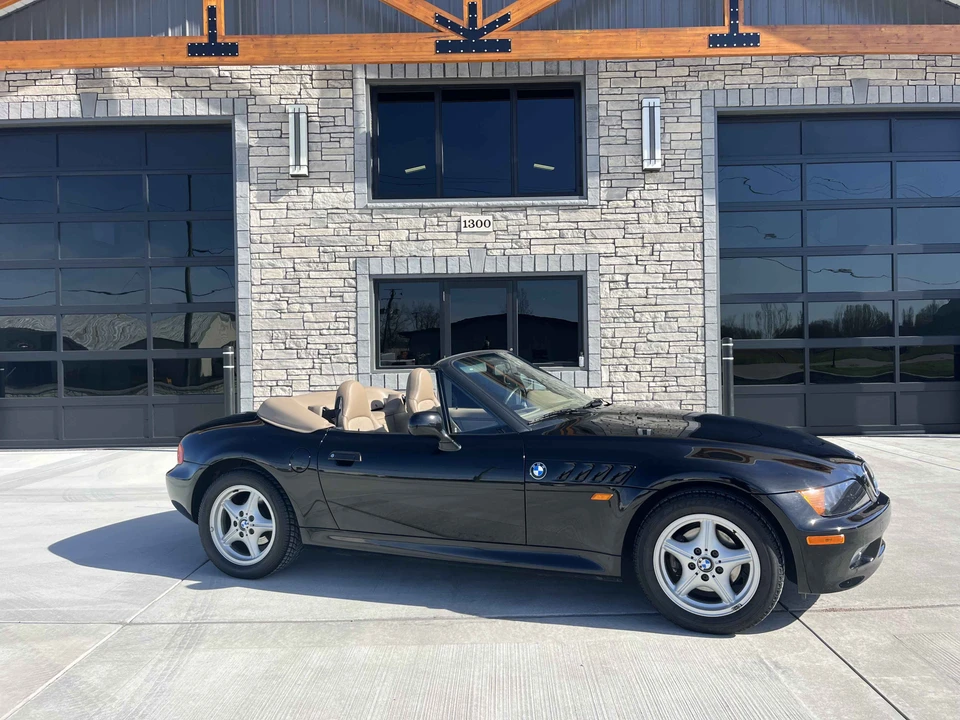 1996 BMW Z3 Roadster - Image 2 of 31