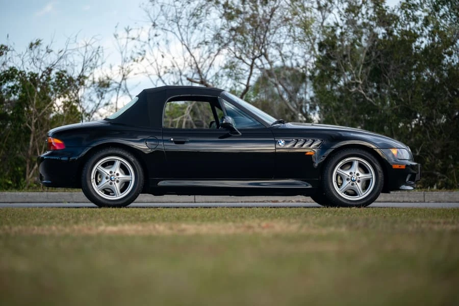 1996 BMW Z3 Roadster - Image 2 of 23