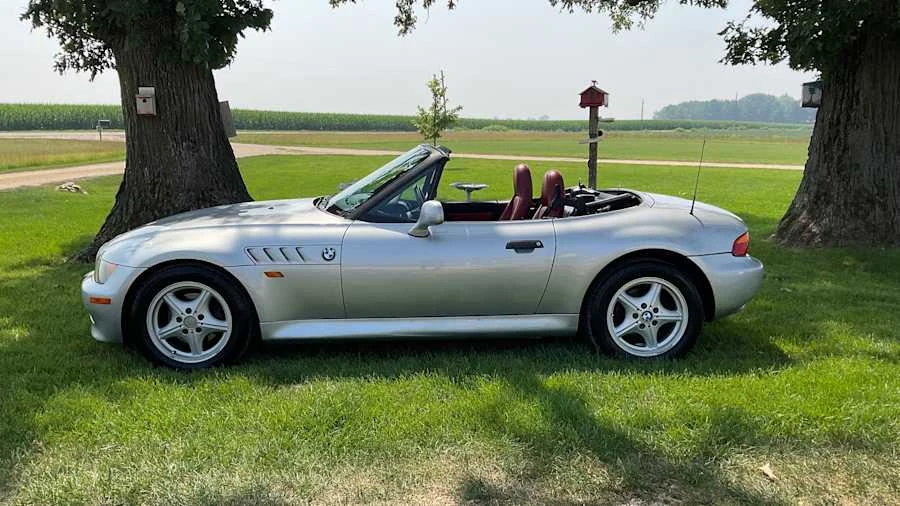 1996 BMW Z3 Roadster - Image 2 of 11