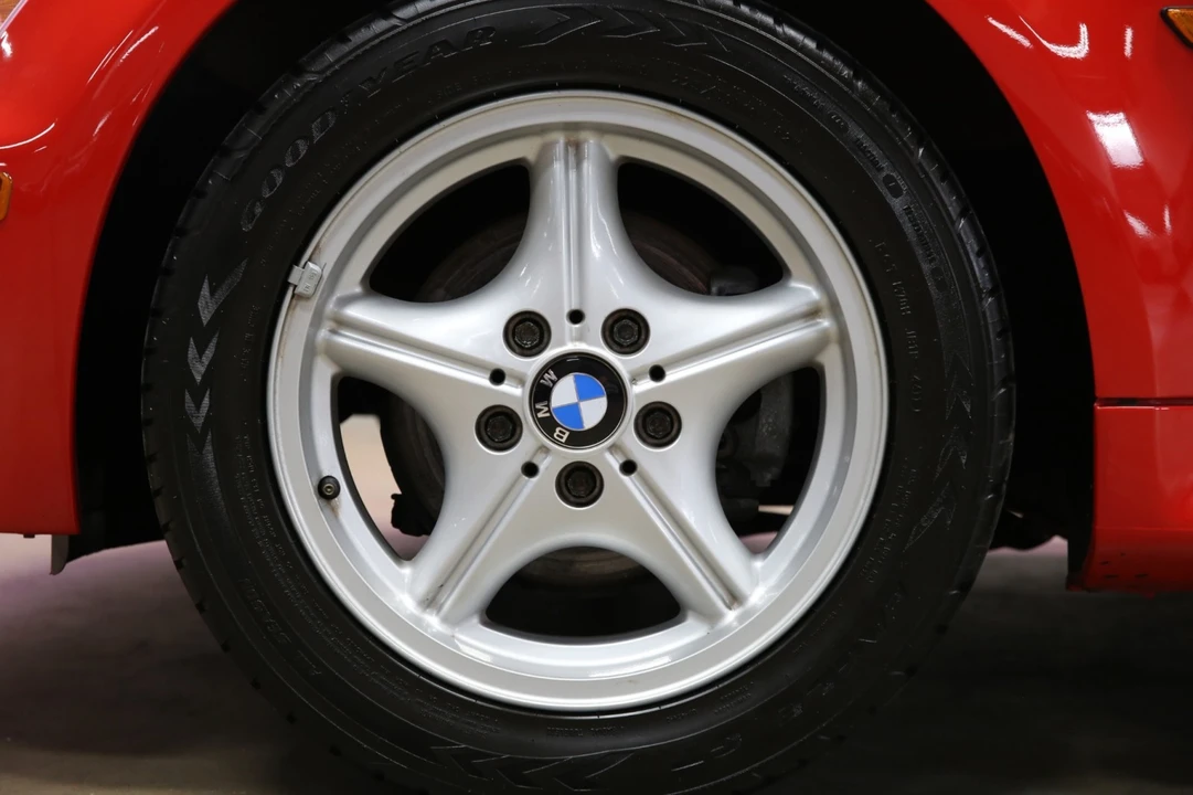 1996 BMW Z3 Roadster - Image 18 of 31