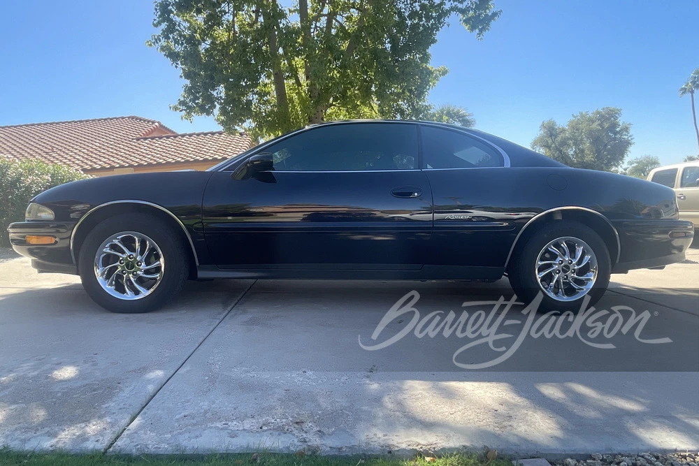 1996 Buick Riviera 8th Gen - Image 5 of 5