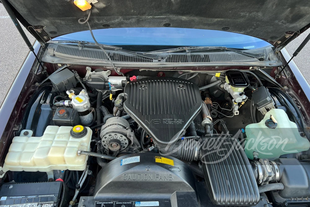 1996 Buick Roadmaster - Image 2 of 9
