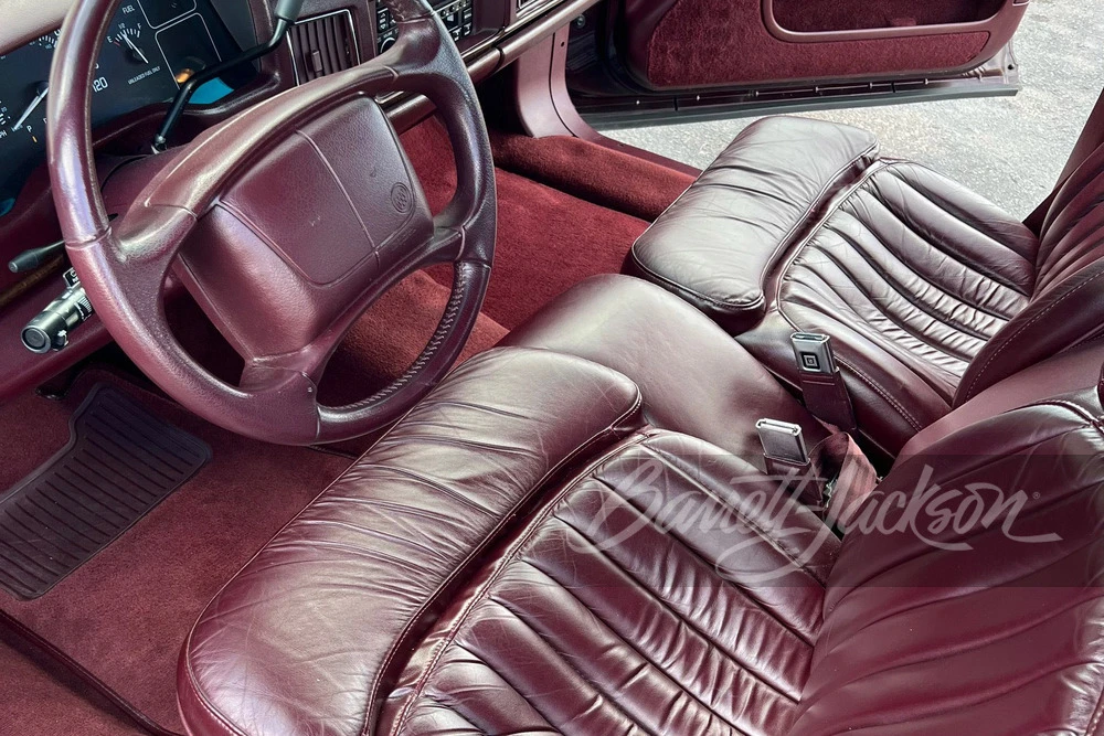 1996 Buick Roadmaster - Image 3 of 9