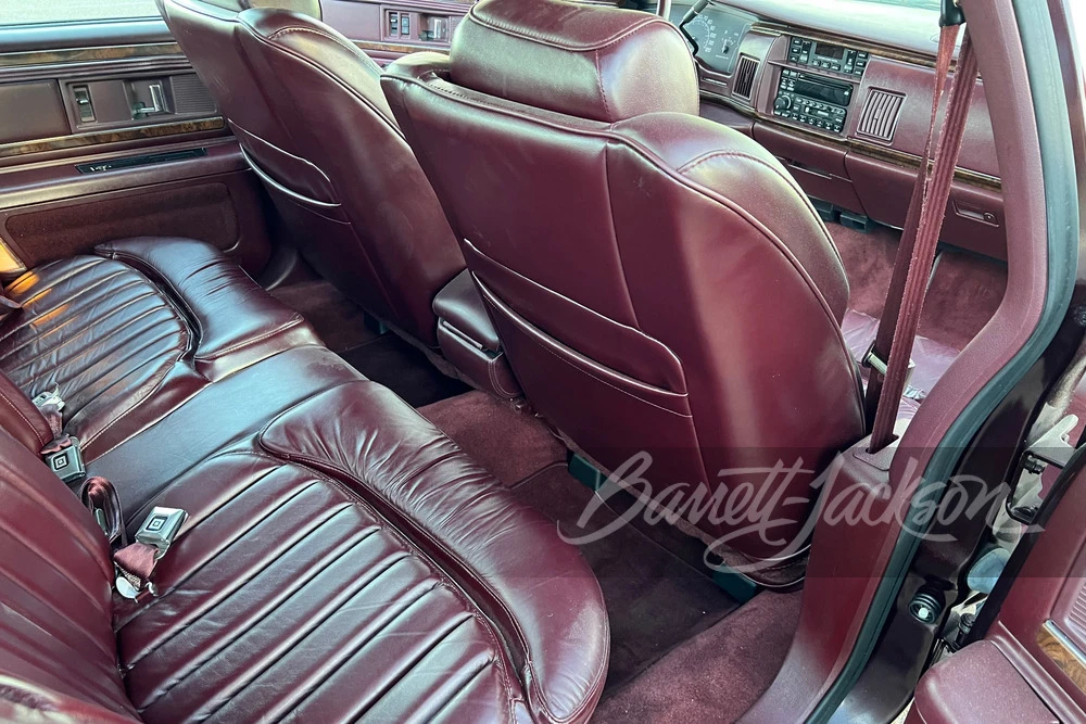 1996 Buick Roadmaster - Image 4 of 9