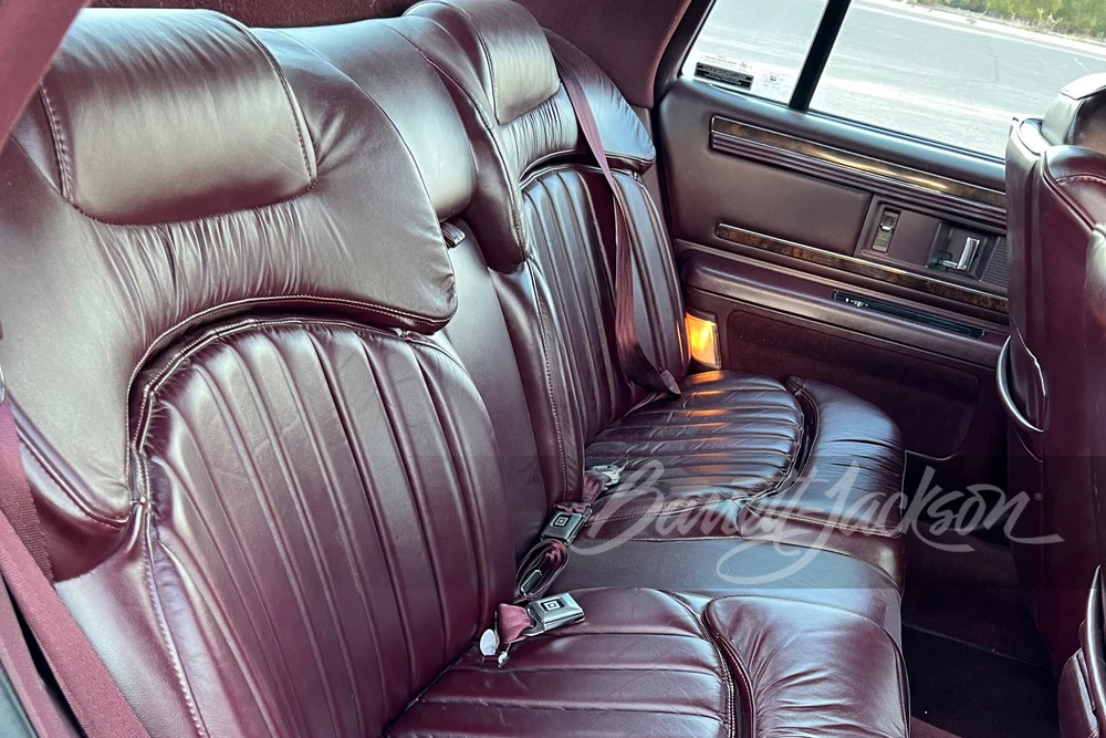 1996 Buick Roadmaster - Image 7 of 9