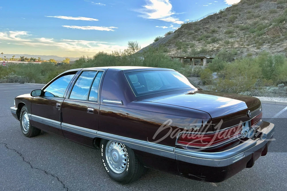 1996 Buick Roadmaster - Image 8 of 9
