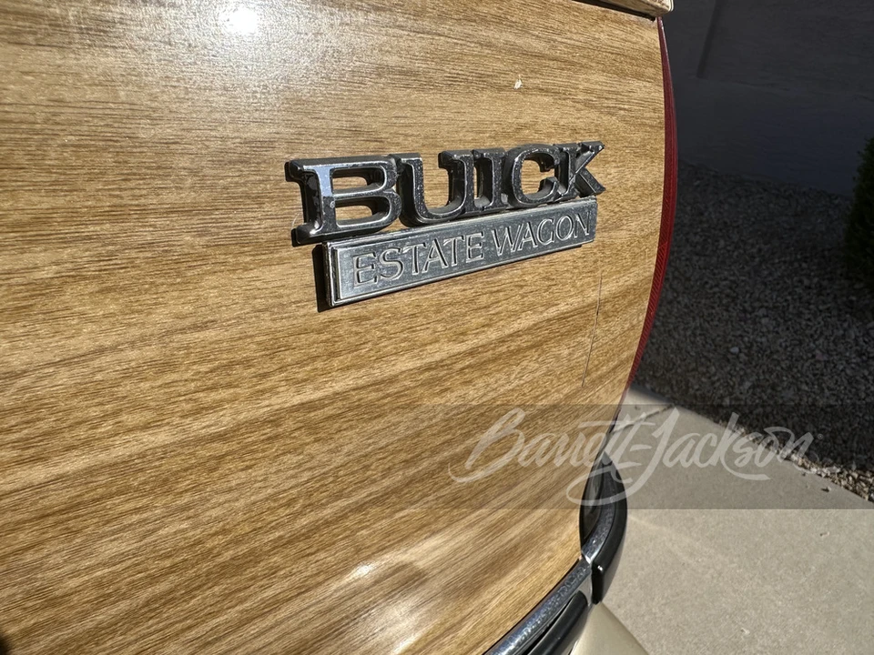 1996 Buick Roadmaster - Image 17 of 21