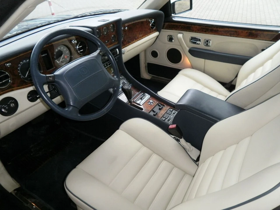 1996 Bentley Azure 1st Gen - Image 2 of 3