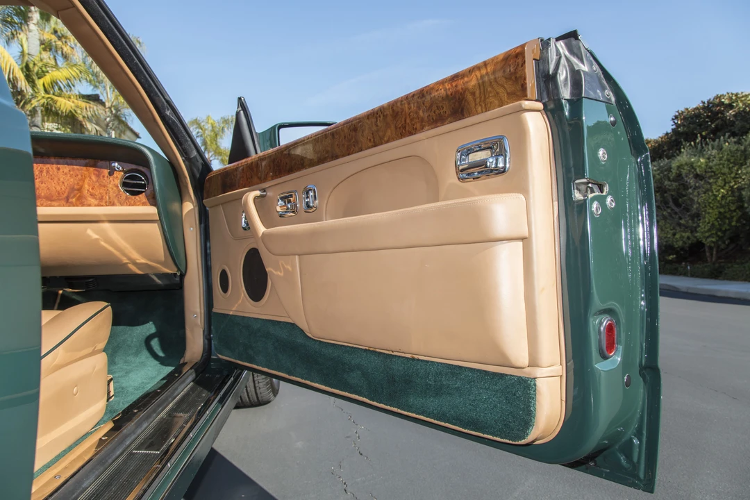 1996 Bentley Azure 1st Gen - Image 15 of 31